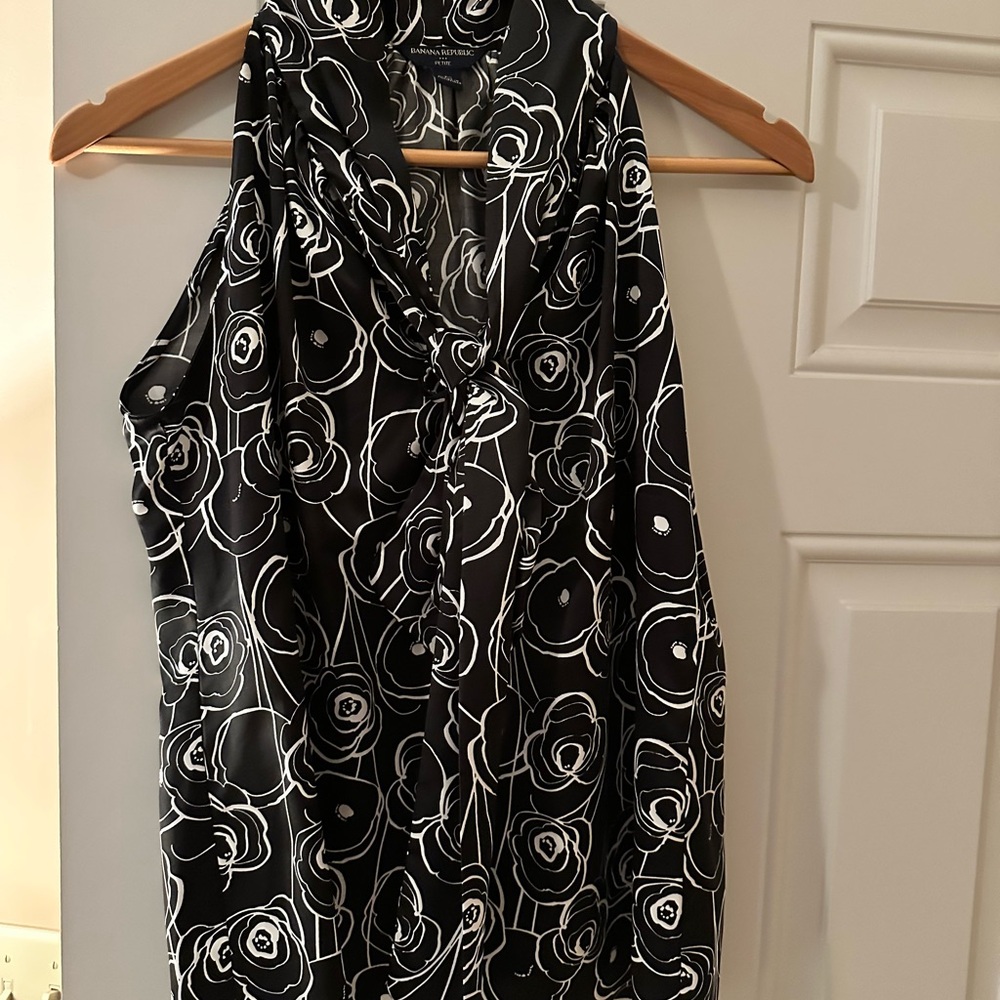 Banana Republic Black and White Floral Blouse